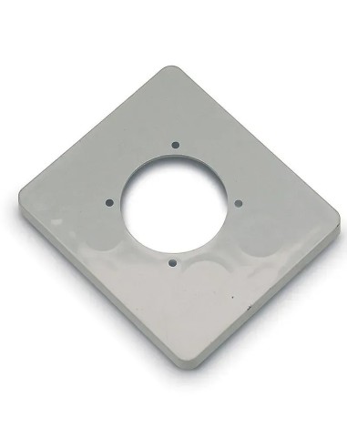 Placa adapta toma cuadro 50x50 (en bolsas de 6 unidades) Famatel 3905 - 2